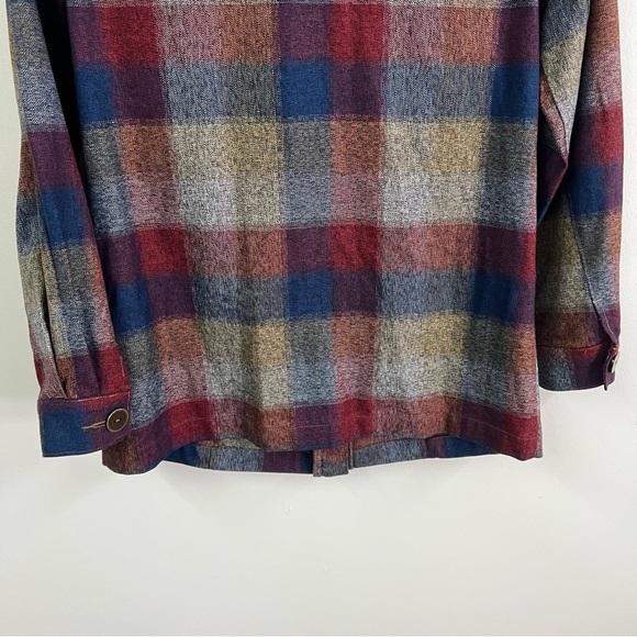 CAbi Style 3555 Collage Plaid Pearl Shacket Jacket - Picture 13 of 16